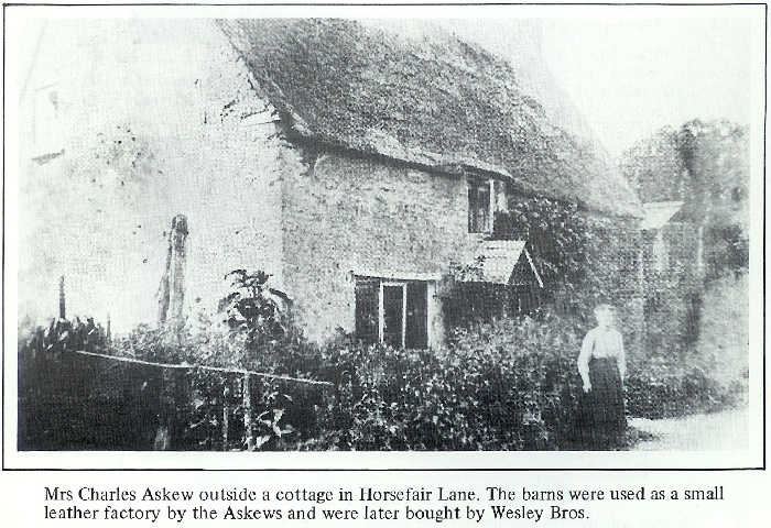 Horsefair Lane